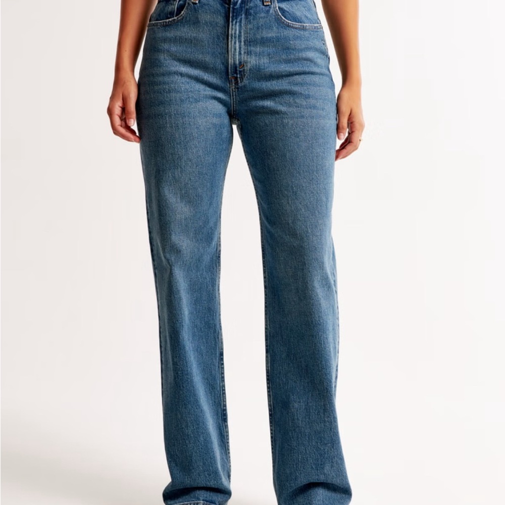 Abercrombie Curve Love 90s High Rise Jeans